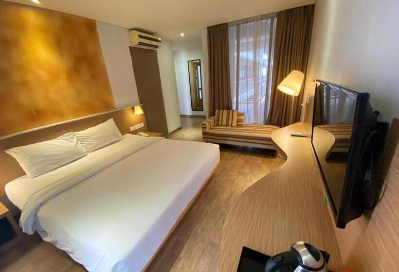 اتاق لوکس با تخت بزرگ, Liberta Hotel Jimbaran