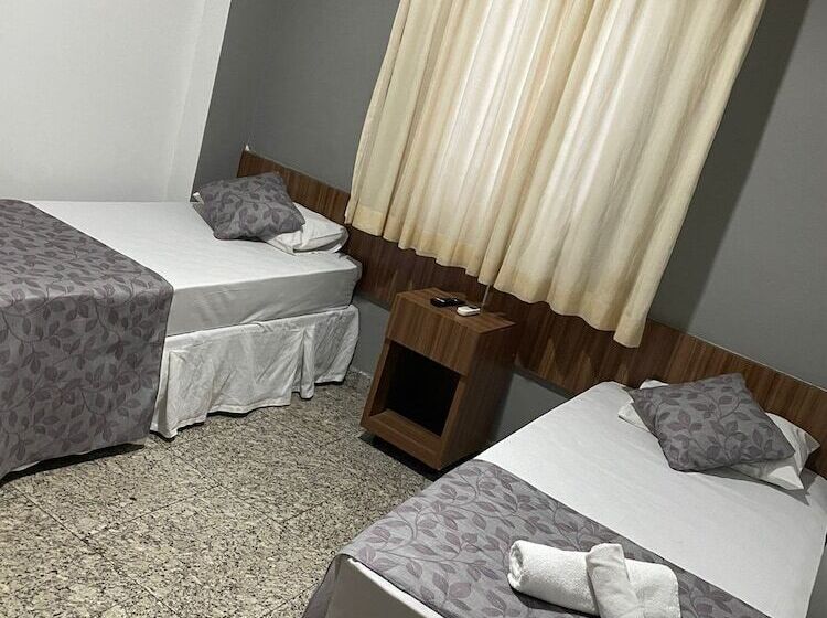 اتاق لوکس, Bombonato Hotel   Fácil Acesso Ao Aeroporto E Parque De Exposições Abcz   By Up