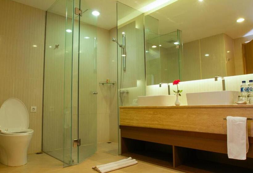 Люкс Кровать Кинг, Bw Suite Belitung