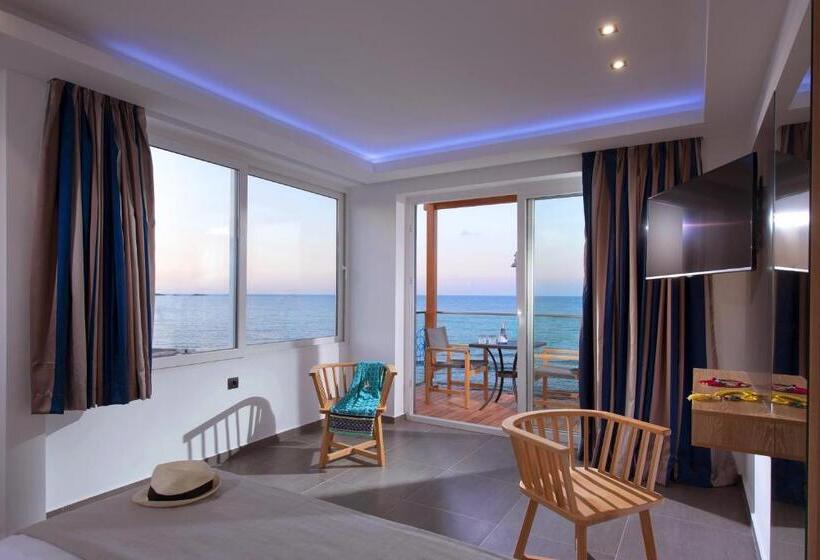 سوییت جونیور لوکس با چشم‌انداز دریا, Infinity Blue Boutique Hotel & Spa   Adults Only