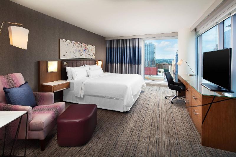 חדר סטנדרט עם מיטת קינג, The Westin Austin Downtown