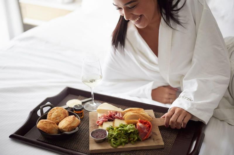 Номер Deluxe Кровать Кинг, The Westin Austin Downtown