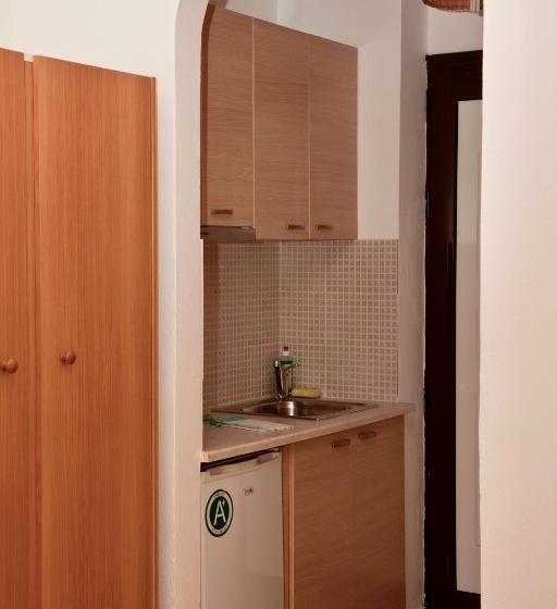 스탠다드 스튜디오, Manolis Apartments Plakias