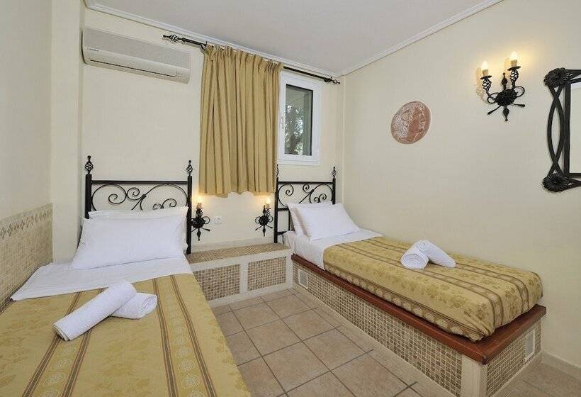 Апартаменты 2 Спальни, Paris Village Apartments