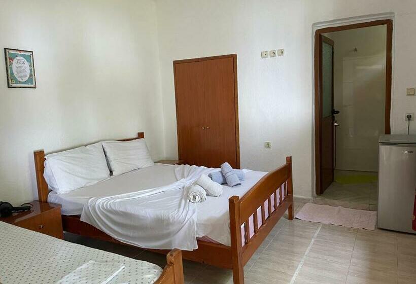 基本三人间, Piqeras Relax Guest House