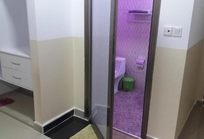 اتاق لوکس با تخت بزرگ, Ayodya Suites Nyali