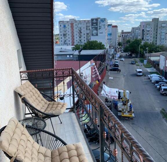 Люкс, Hoshen