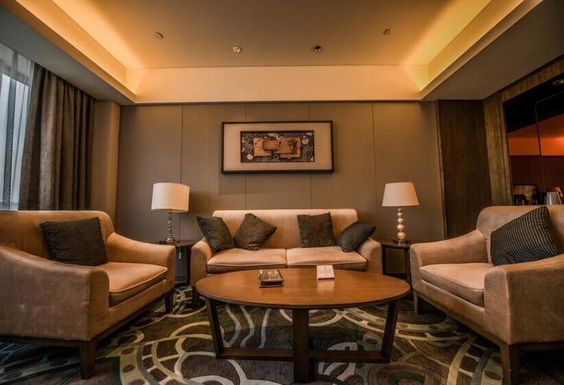 Люкс Повышенной Комфортности, Wuhan Gleetour