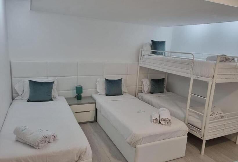 Семейный Номер, Mikaela Guest House 2