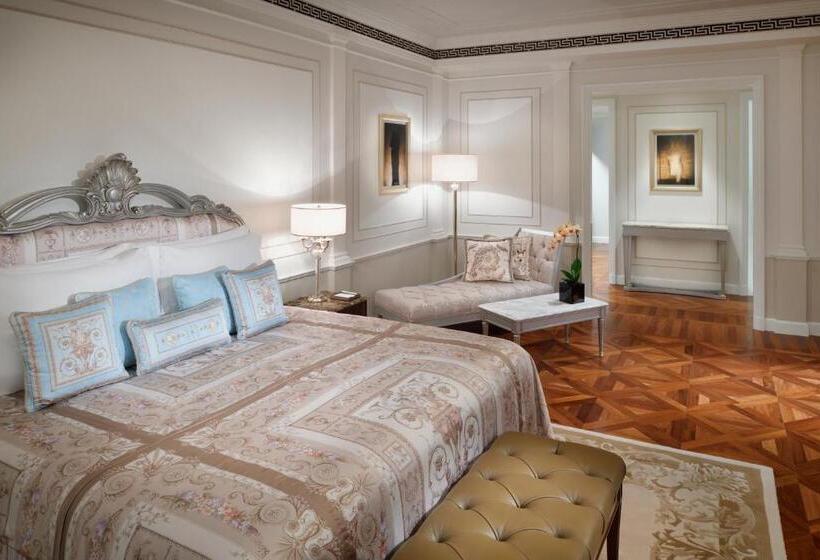 Люкс с Видом, Palazzo Versace Dubai