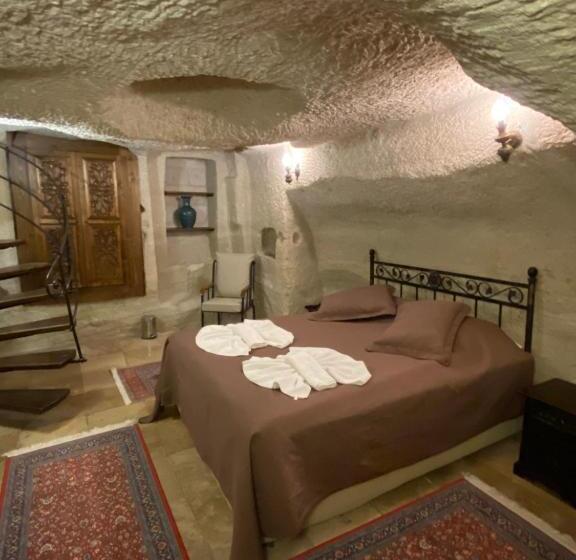 스탠다드 트리플 룸, Turquaz Cave