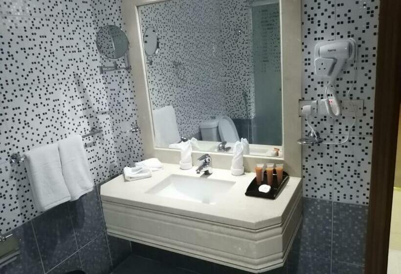 Номер Стандарт, One Inn