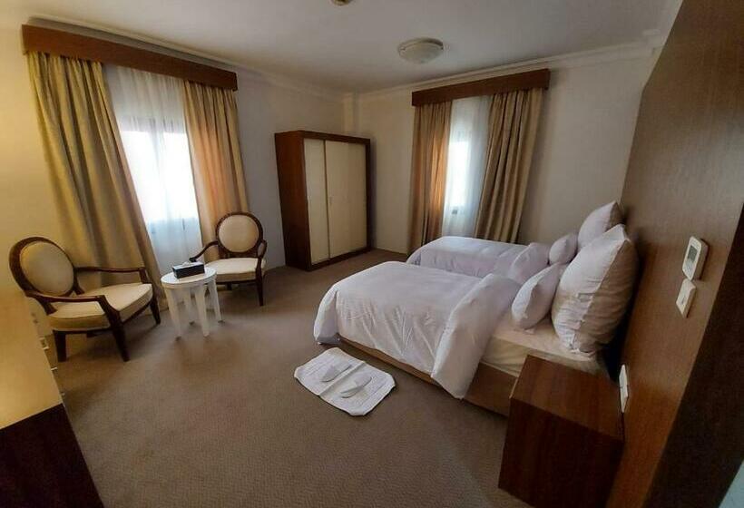 Стандартный Номер Кровать Кинг, One Inn
