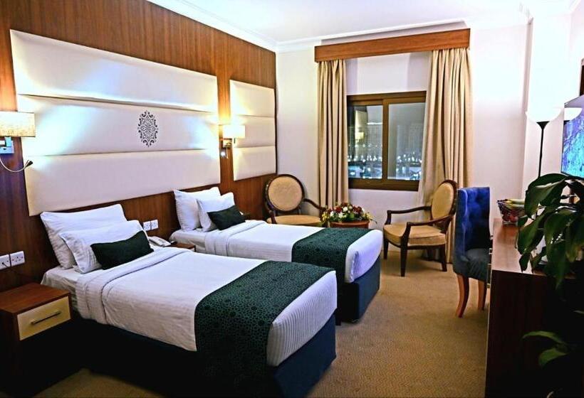 Номер Стандарт, One Inn