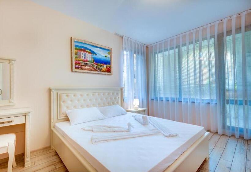 Апартаменты 3 Спальни, Artur Vip Residence Club