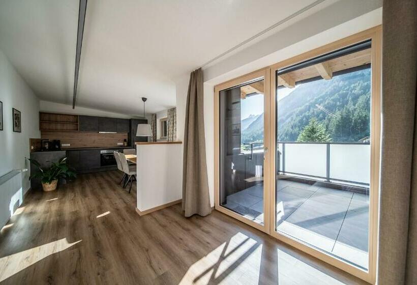 آپارتمان 2 خوابه, Appartements Tyrol