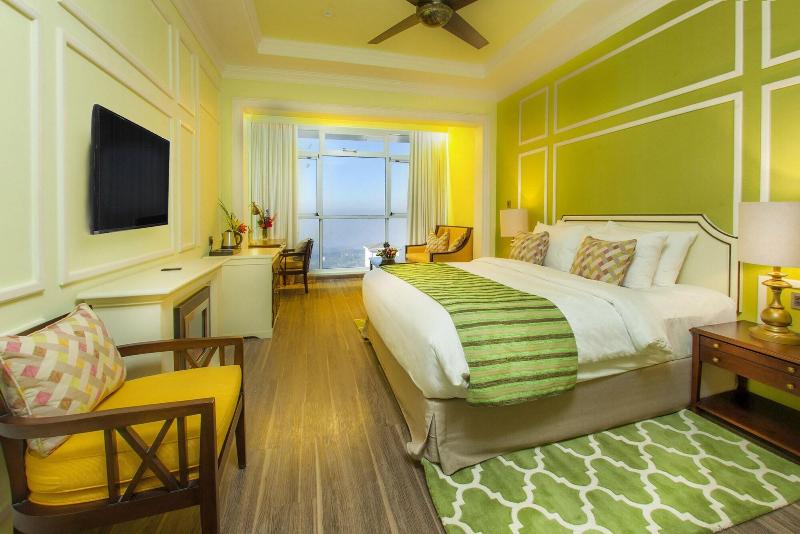 اتاق لوکس, Fragrant Nature Munnar   A Five Star Classified