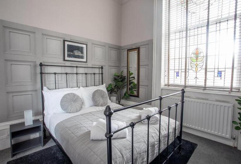 Номер Superior, X Hotel Brunswick Square
