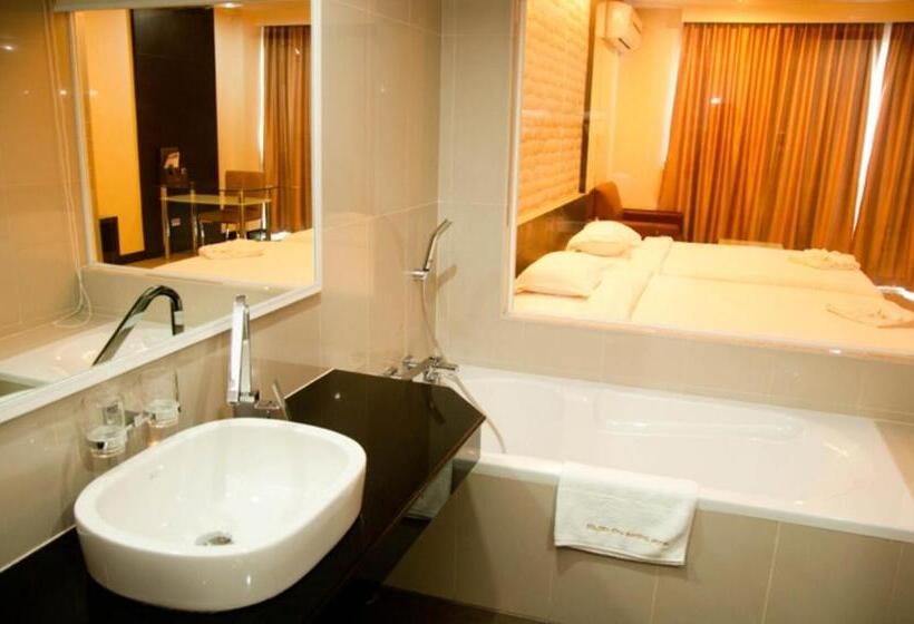 اتاق لوکس, Golden City Rayong