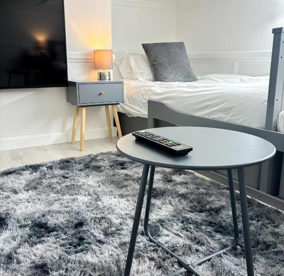 Семейный Номер Deluxe, X Hotel Brunswick Square