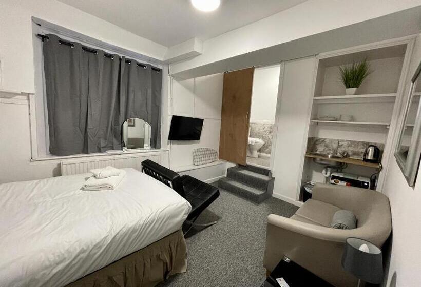 Студия Стандарт, X Hotel Brunswick Square