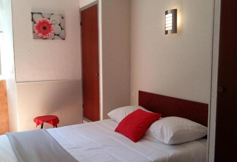 Номер Стандарт Вид на Сад, Hôtel La Gravenne