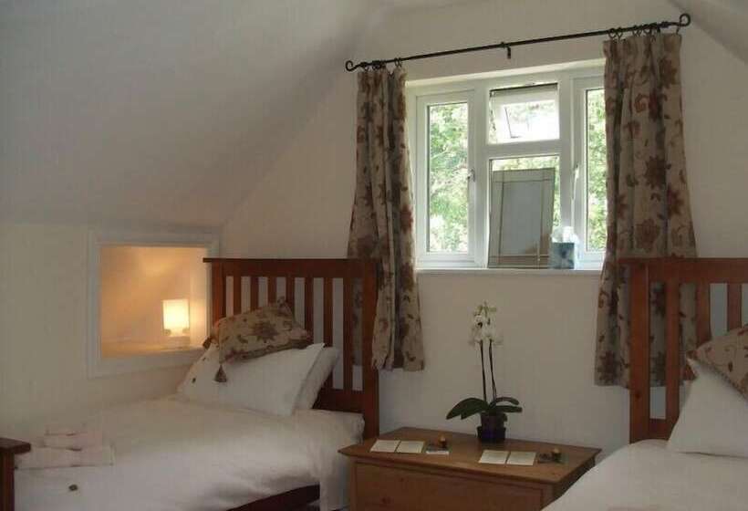 Номер Стандарт, Tibbiwell Lodge