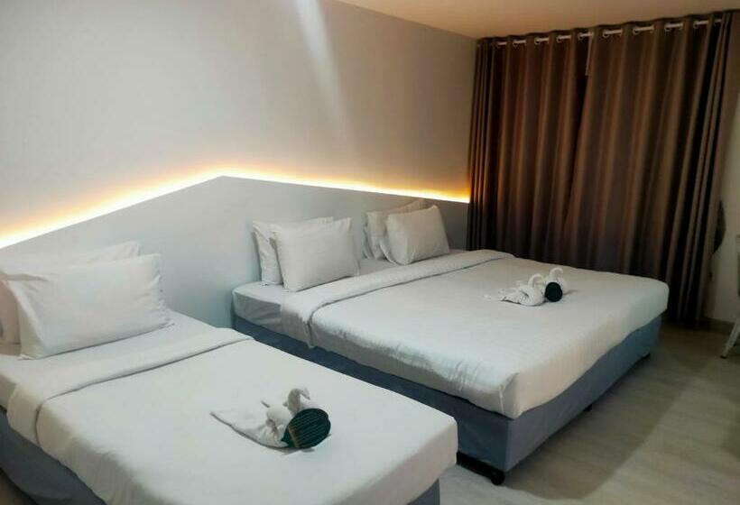标准三人间, Bed By Boat @nonthaburi Pier