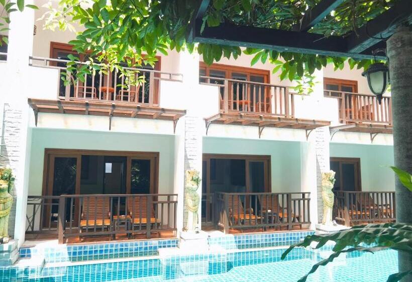Номер Стандарт с Балконом, Phuket Meet Holiday Hotel Rawai 普吉岛相遇花园度假酒店 拉威店