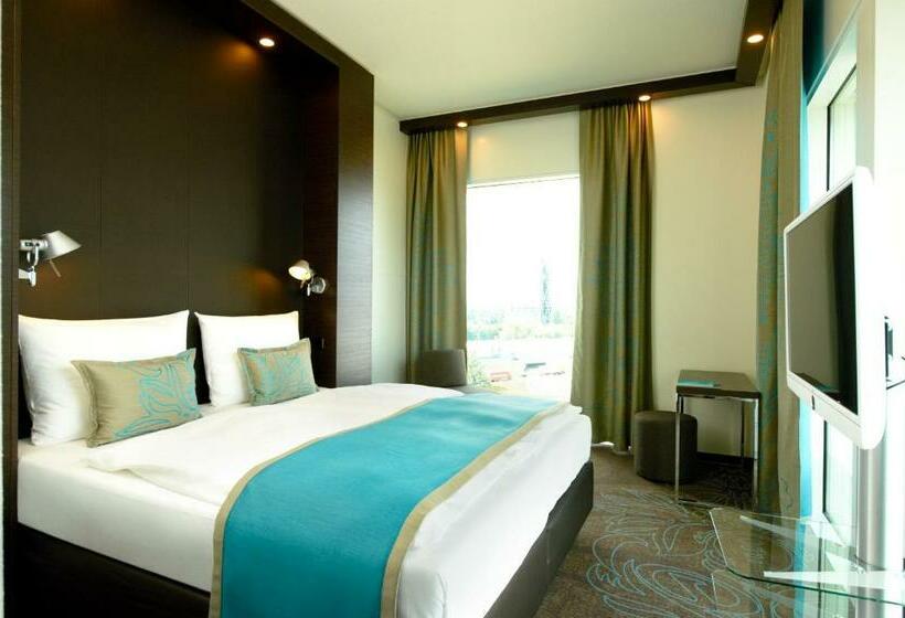 Standard Room, Motel One Amsterdam