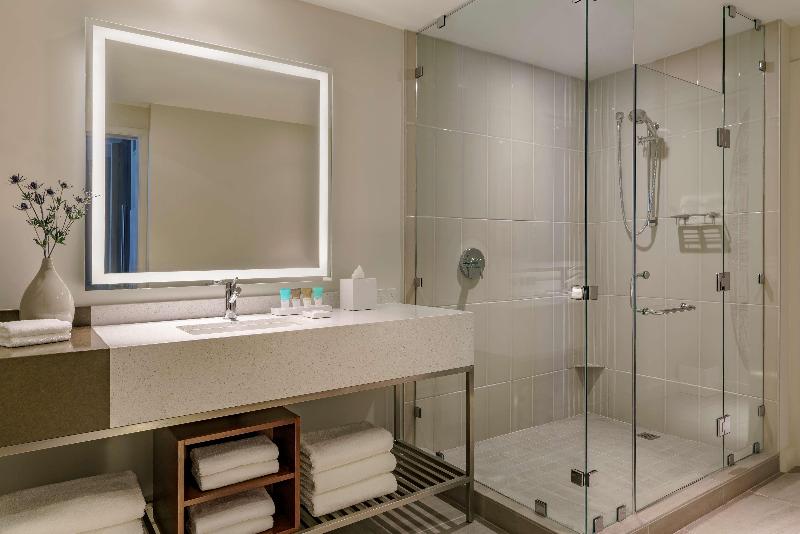 キングサイズベッドのスイートルーム, Hyatt Regency Houston Galleria