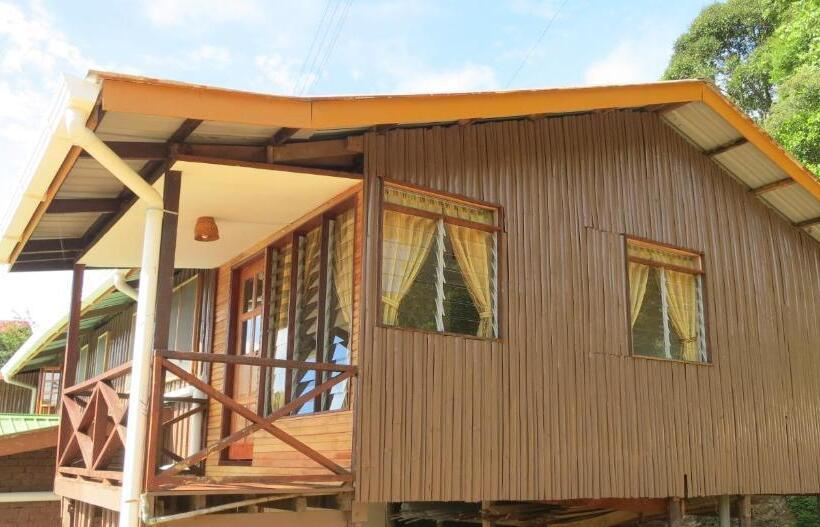 Студио Стандарт с Балконом, Mile 36 Lodge