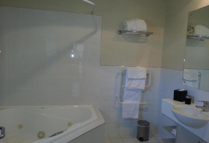 Студио Executive, Cedar Grove Motor Lodge
