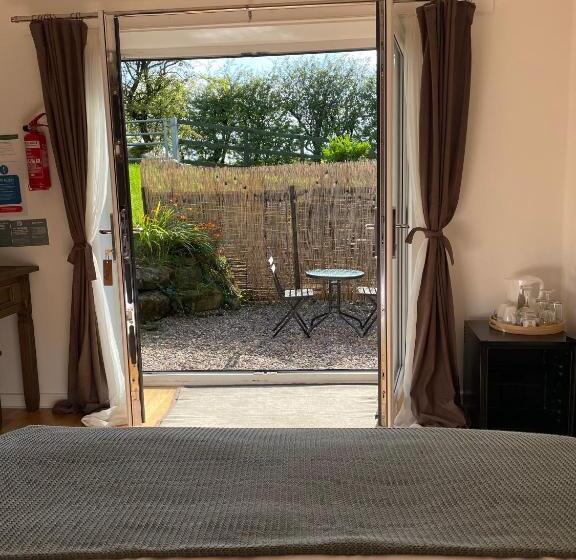 Номер Стандарт, Rossendale Holiday Cottages & Spa