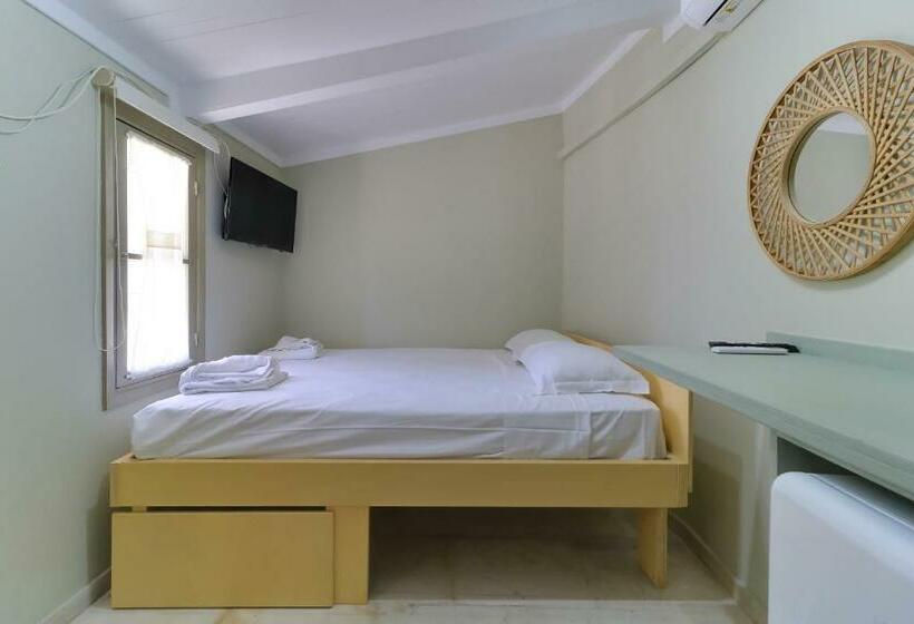 Quarto Estandar com Terraço, Athensvintage