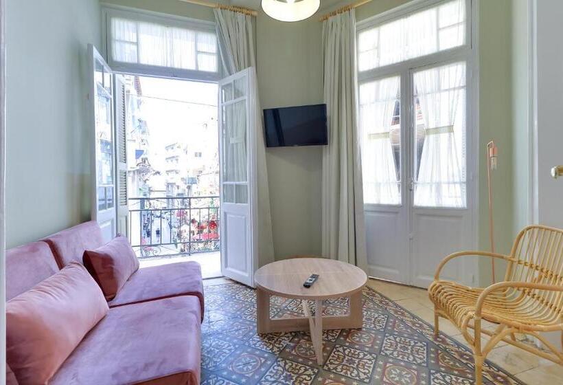 Apartamento 1 Dormitório com Sacada, Athensvintage