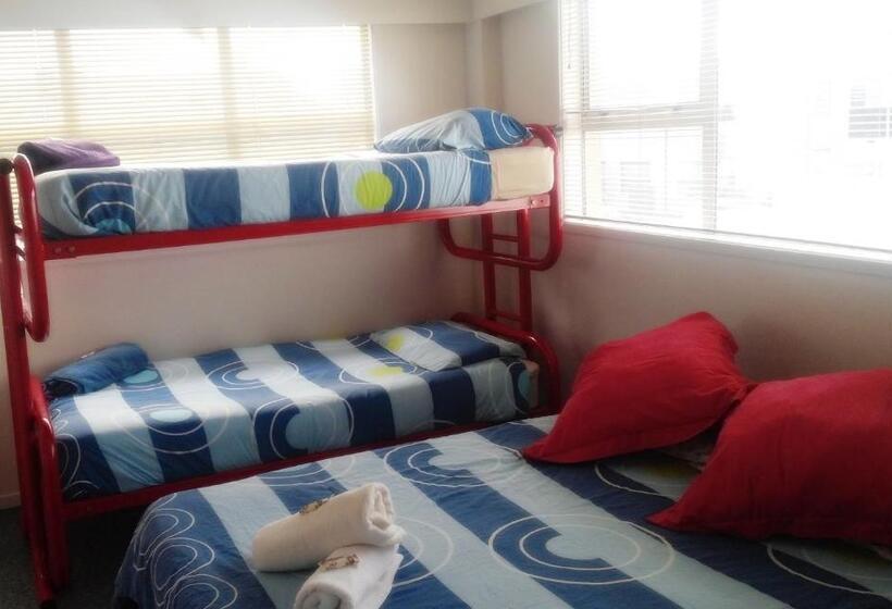 Quarto Familiar, Backpackers Central Hamilton