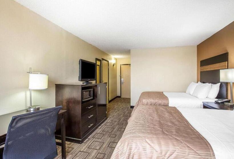 Номер Стандарт 2 Двуспальные Кровати, Clarion Hotel Fort Mill Near Amusement Park