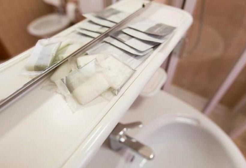 اتاق استاندارد, Albergo Cenni
