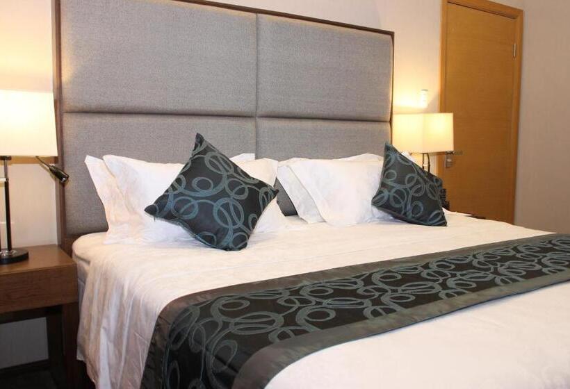 带大床的豪华间, Golden Phoenix Hotel   Manila
