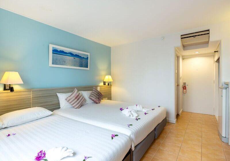 수피리어 패밀리 룸, On Hotel Phuket   Sha