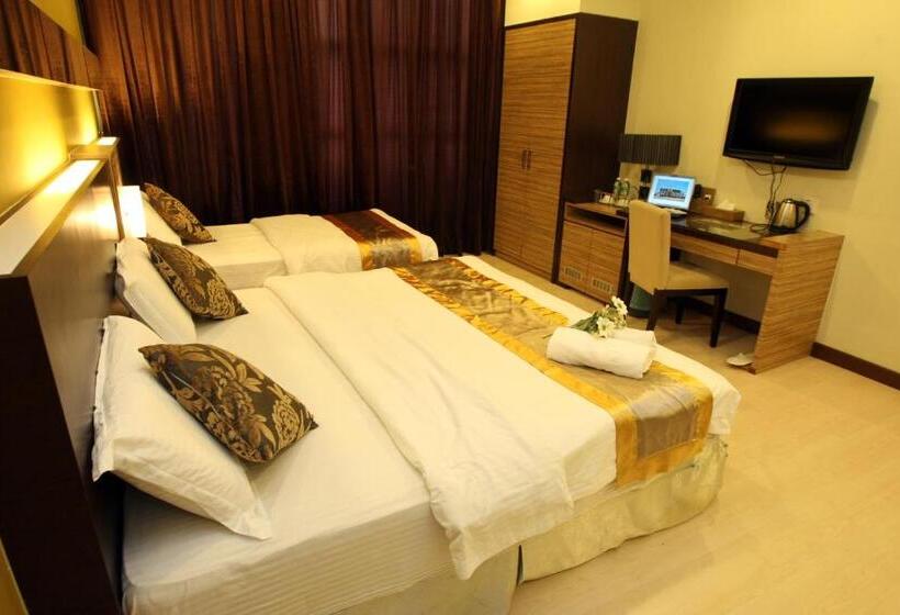 Семейный Номер Deluxe, Uptown Imperial