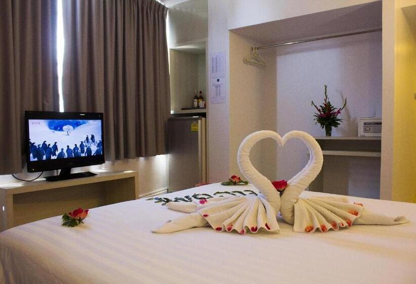 이코노미 룸, On Hotel Phuket   Sha