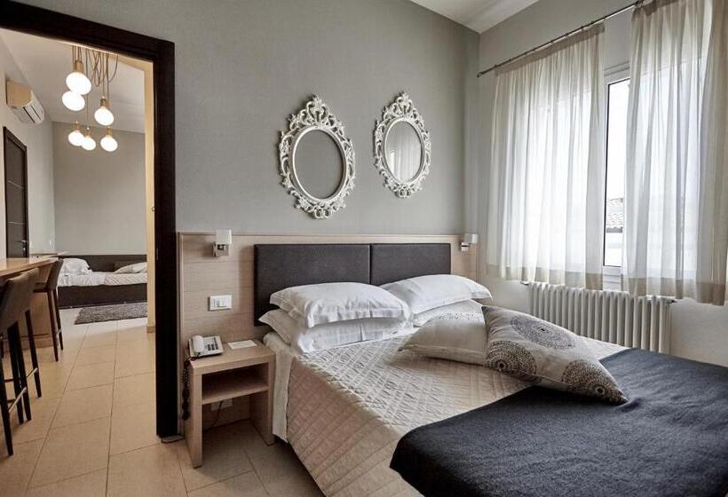 Апартаменты Executive 1 Спальня, Rouge Hotel International