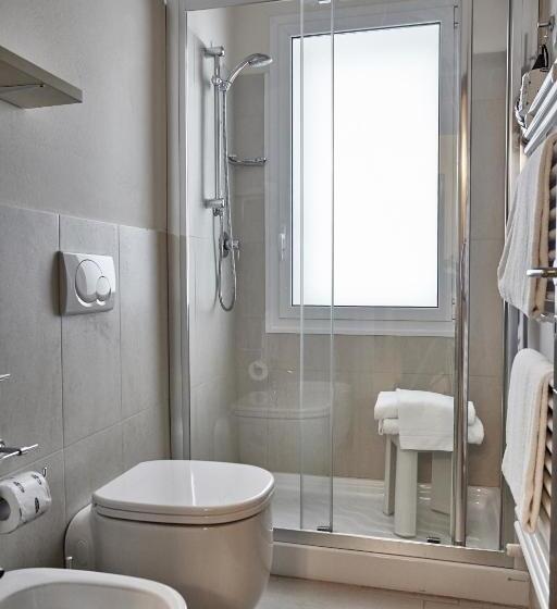 Апартаменты Deluxe 1 Спальня, Rouge Hotel International