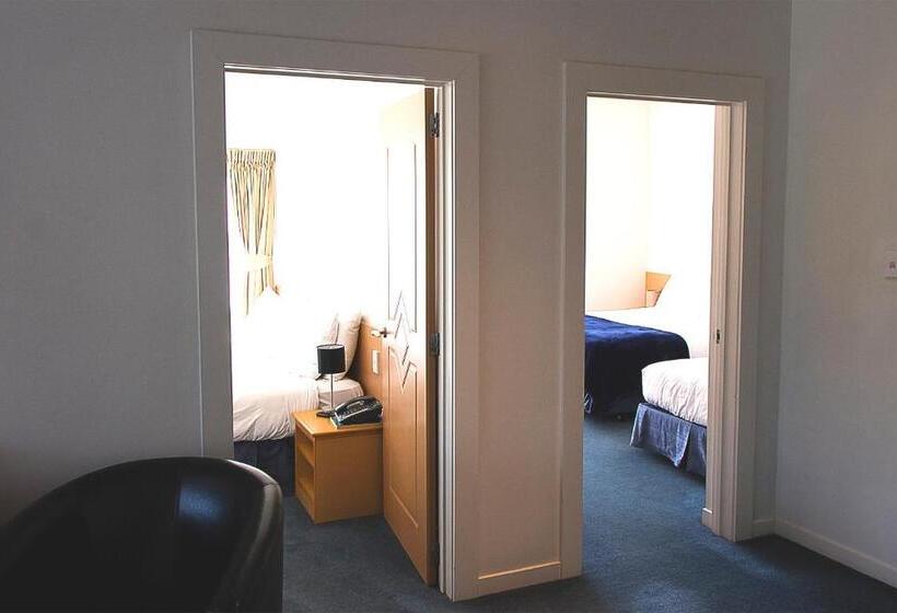 סוויטת 2 חדרי שינה, Asure Saxton Lodge Motel