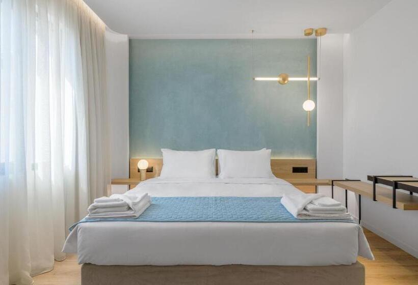 스위트, Acropolis Magenta Luxury Suites