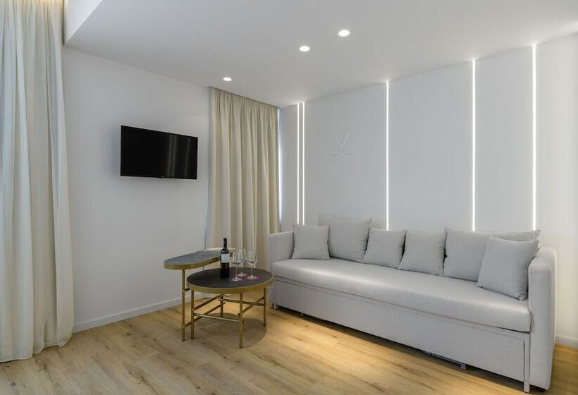 스위트, Acropolis Magenta Luxury Suites