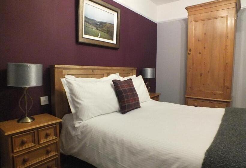 Номер Стандарт, Devonshire Arms Inn