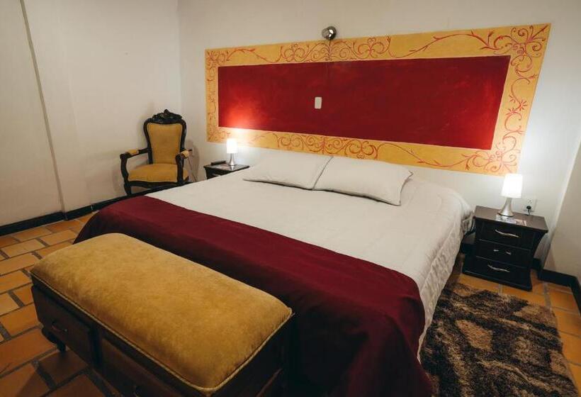 اتاق سوپریور سه تخته, Casa Lola Hotel Boutique